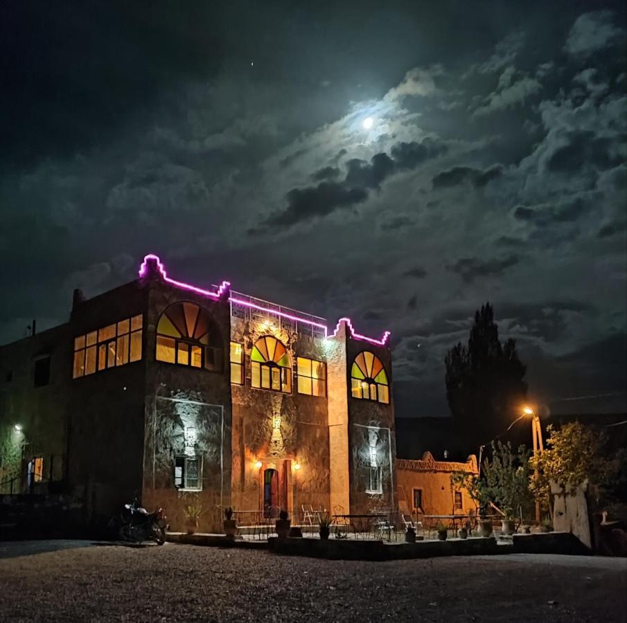 Auberge Restaurant Afoud Agoudal Exteriör bild